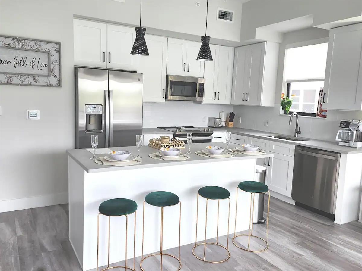 Lux Place And Cozy 3Beds 2Rooms Enjoy Life In Wpb Gym, Ev Station Nearby The Downtown And Beaches Уест Палм Бийч Екстериор снимка
