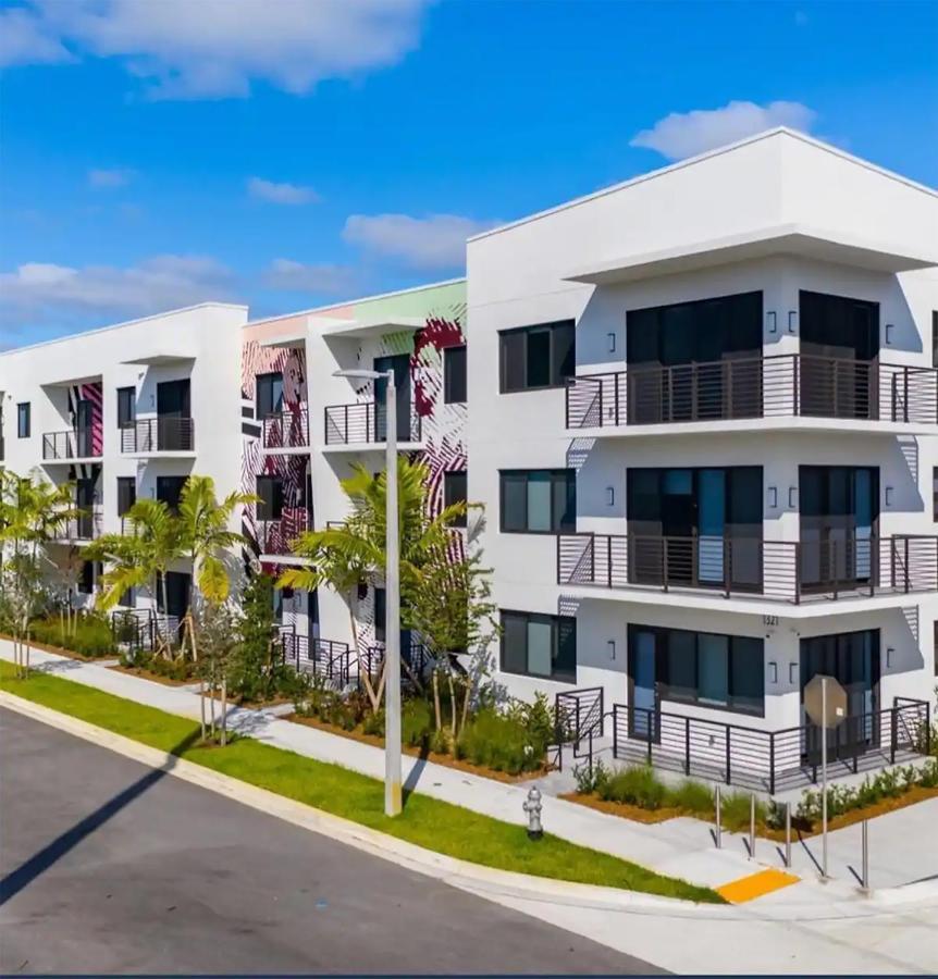 Lux Place And Cozy 3Beds 2Rooms Enjoy Life In Wpb Gym, Ev Station Nearby The Downtown And Beaches Уест Палм Бийч Екстериор снимка