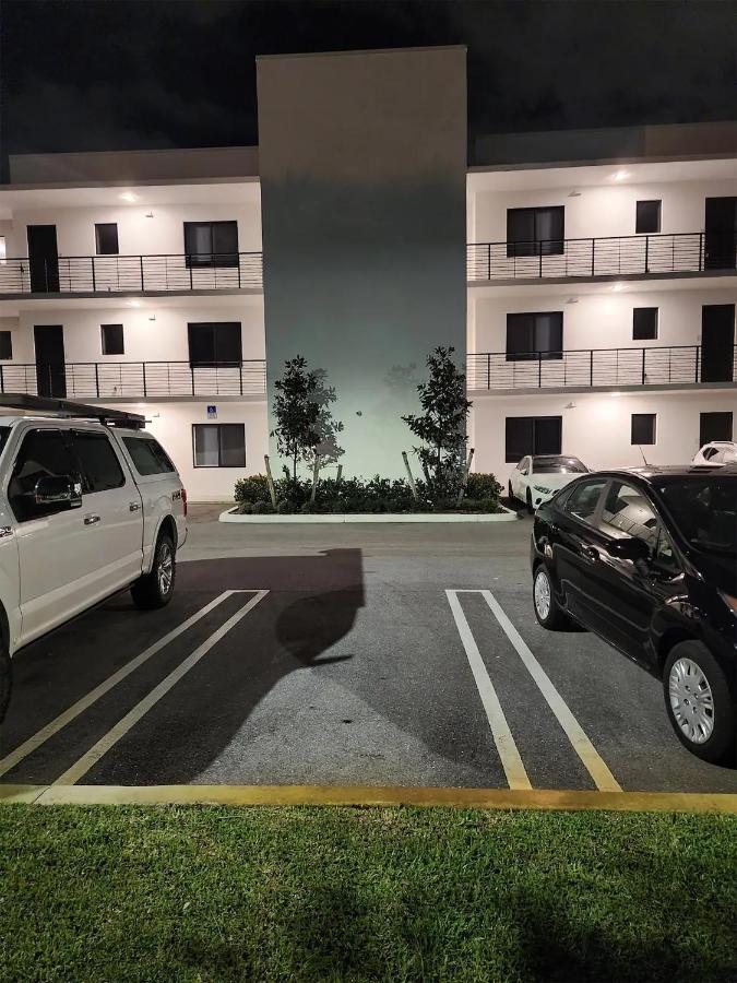 Lux Place And Cozy 3Beds 2Rooms Enjoy Life In Wpb Gym, Ev Station Nearby The Downtown And Beaches Уест Палм Бийч Екстериор снимка