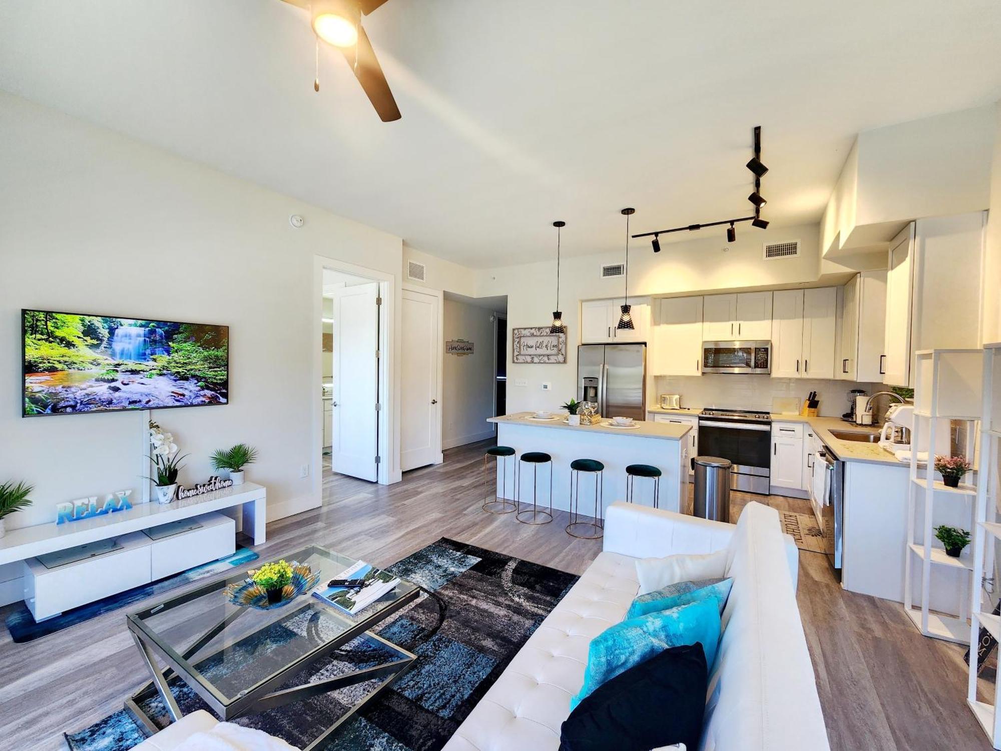Lux Place And Cozy 3Beds 2Rooms Enjoy Life In Wpb Gym, Ev Station Nearby The Downtown And Beaches Уест Палм Бийч Екстериор снимка