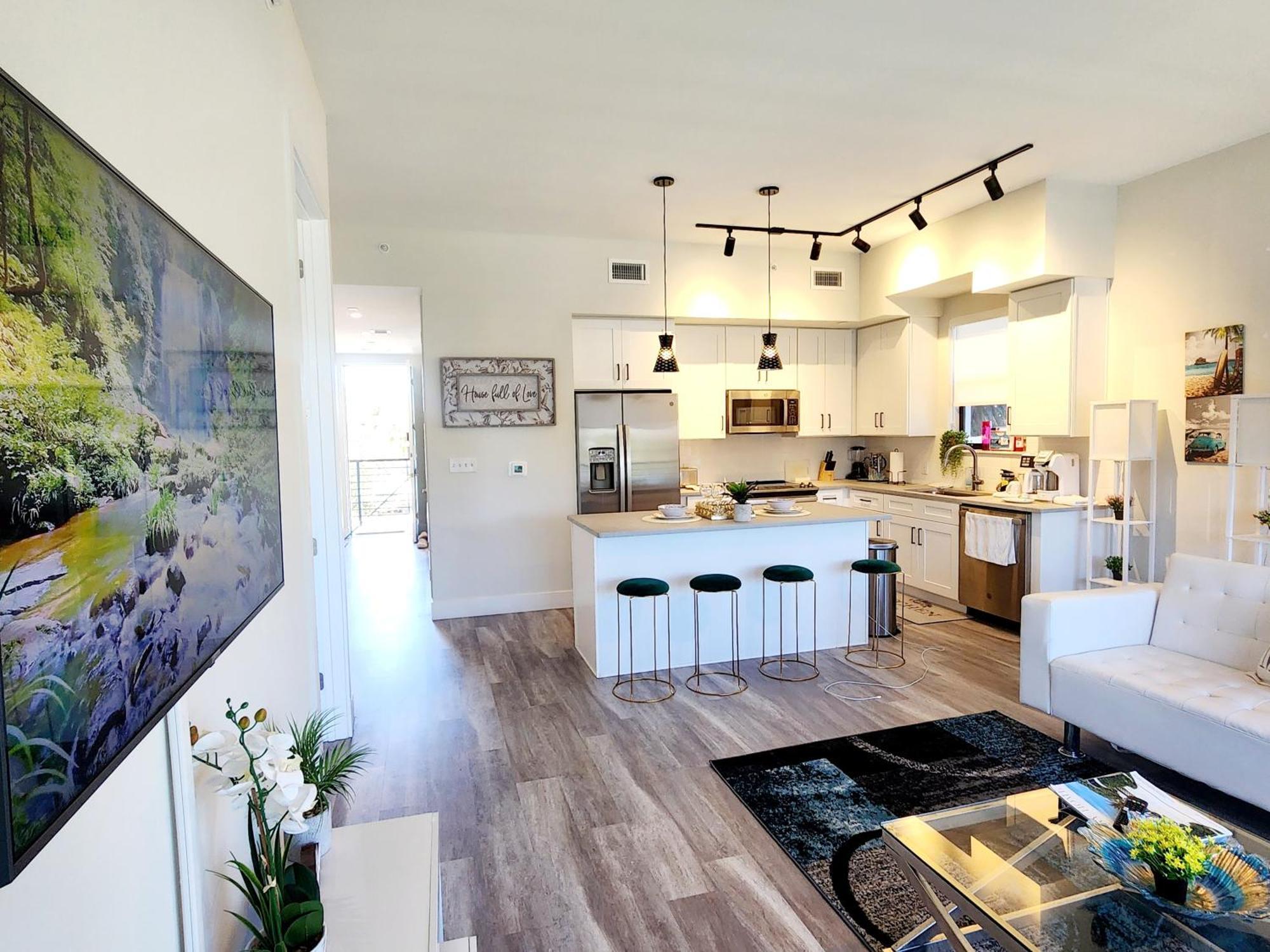 Lux Place And Cozy 3Beds 2Rooms Enjoy Life In Wpb Gym, Ev Station Nearby The Downtown And Beaches Уест Палм Бийч Екстериор снимка